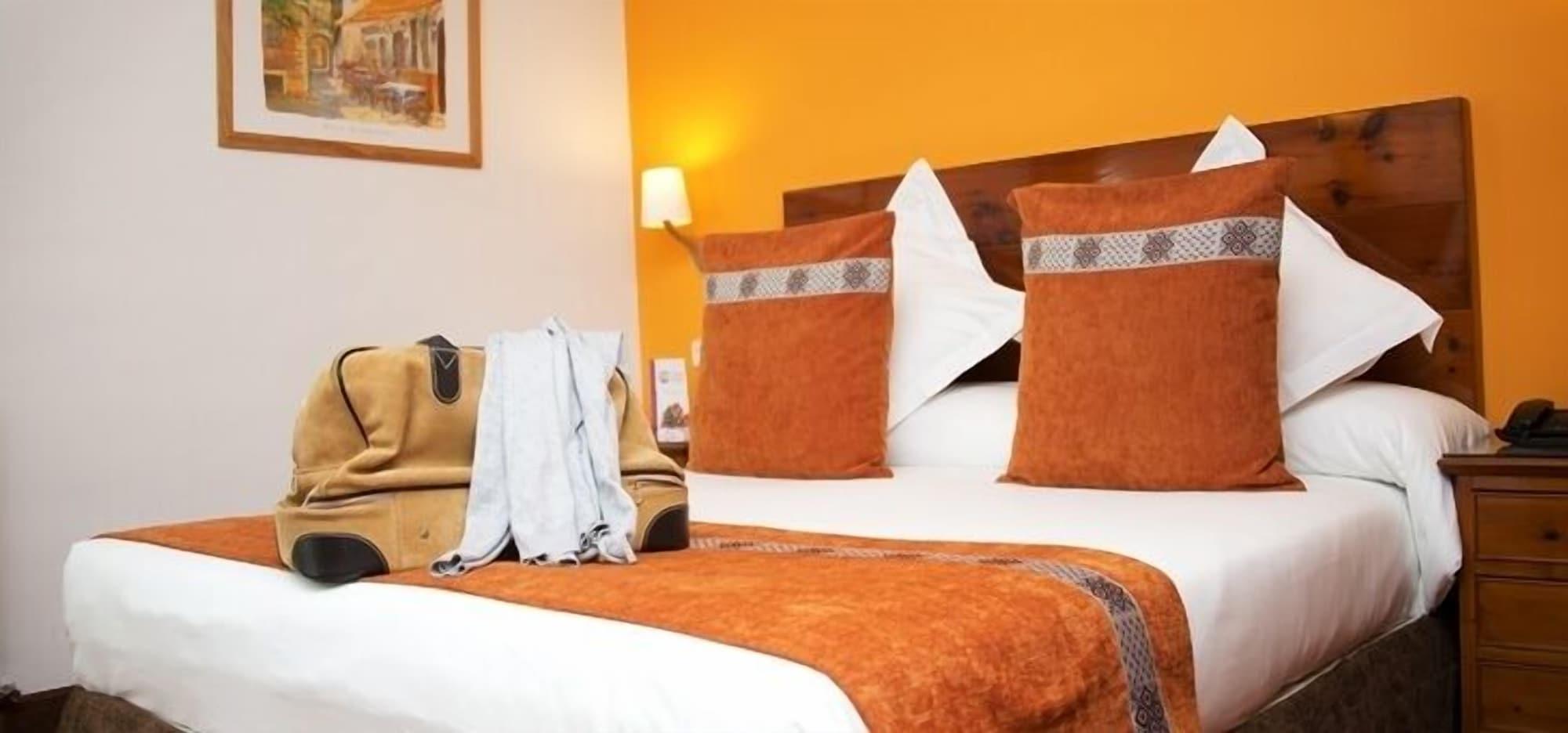 Hotel VilaGarós Zewnętrze zdjęcie