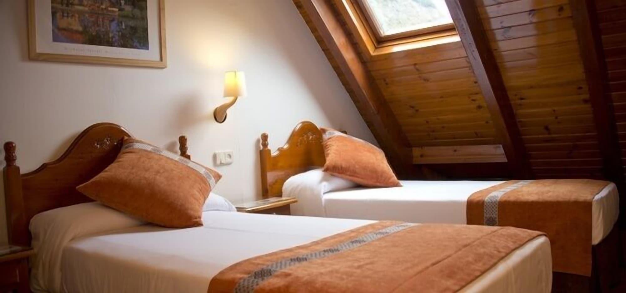 Hotel VilaGarós Zewnętrze zdjęcie