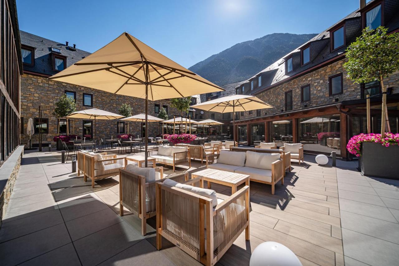 Hotel VilaGarós Zewnętrze zdjęcie