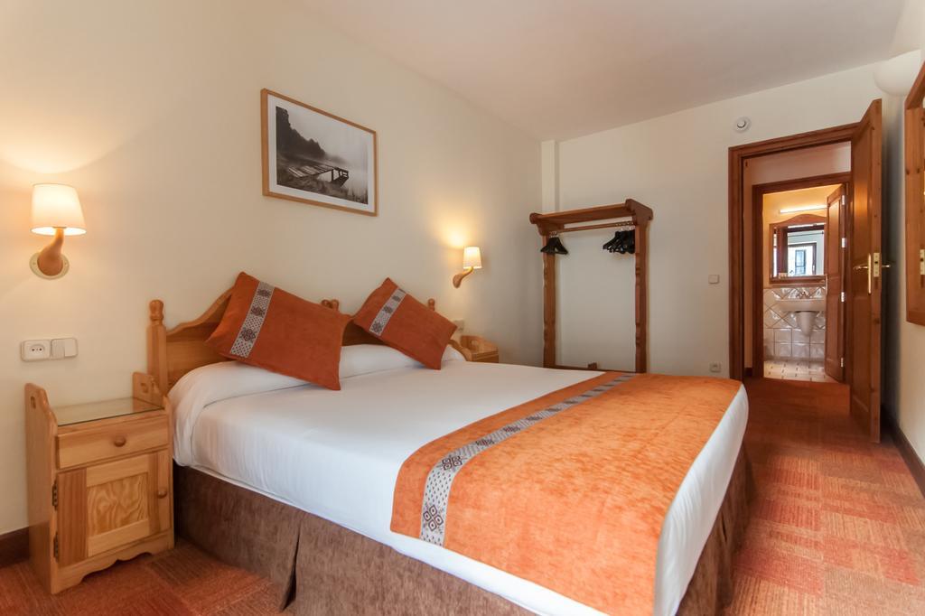 Hotel VilaGarós Zewnętrze zdjęcie