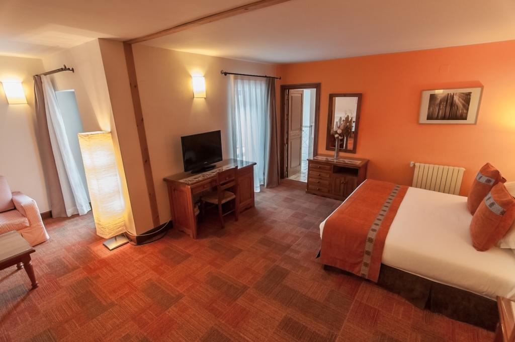 Hotel VilaGarós Zewnętrze zdjęcie